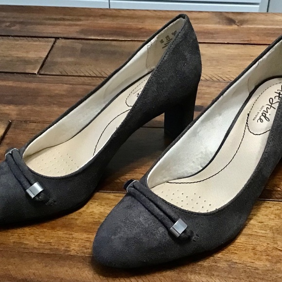LifeStride Gianna Pump~Stone Grey~Size 7W - Picture 4 of 9